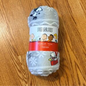 Berkshire x Peanuts Snoopy Fair Isle Grey VelvetLoft Throw NWT